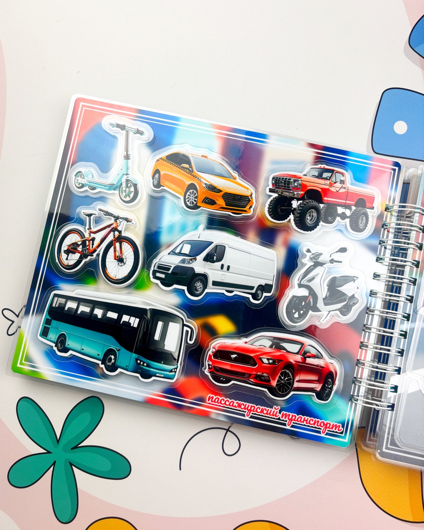 So viele verschiedene Fahrzeuge - Kreativ-Buch mit Klett-Stickern