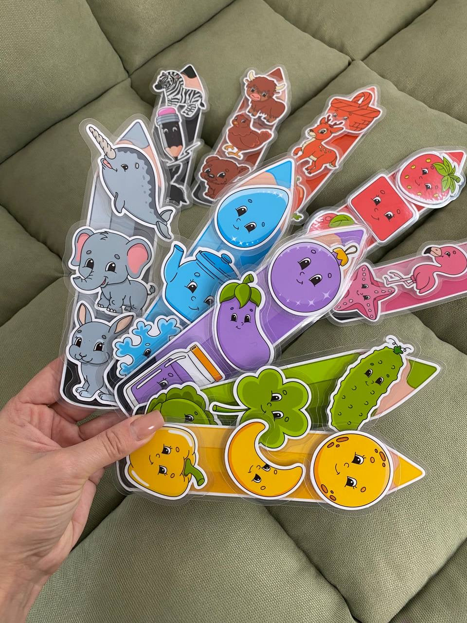 Lernspiel „Bunte Buntstifte“ – Farben erkennen, zuordnen & sortieren