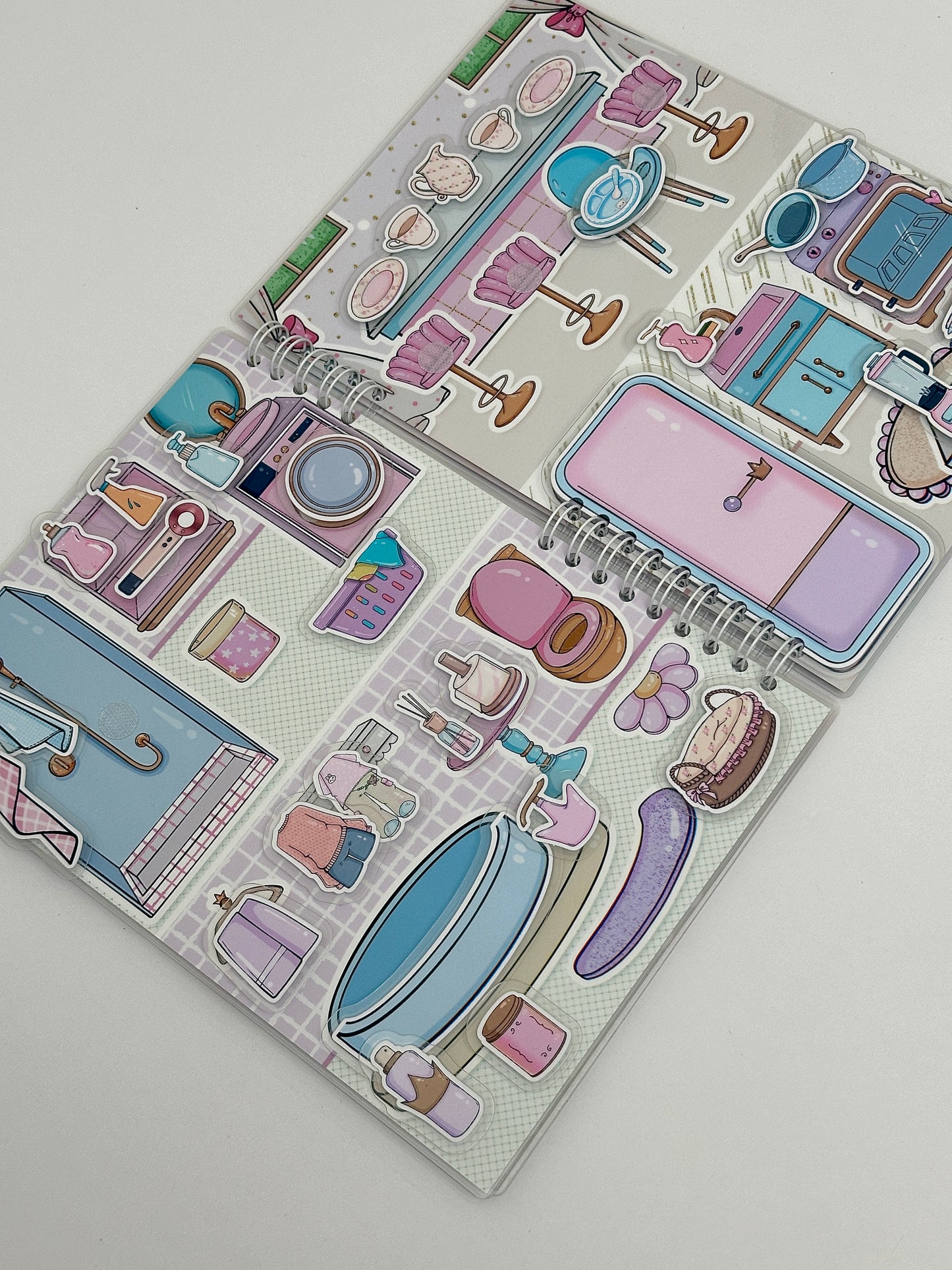 Familienhäuschen – Kreativbuch mit Klett-Elementen