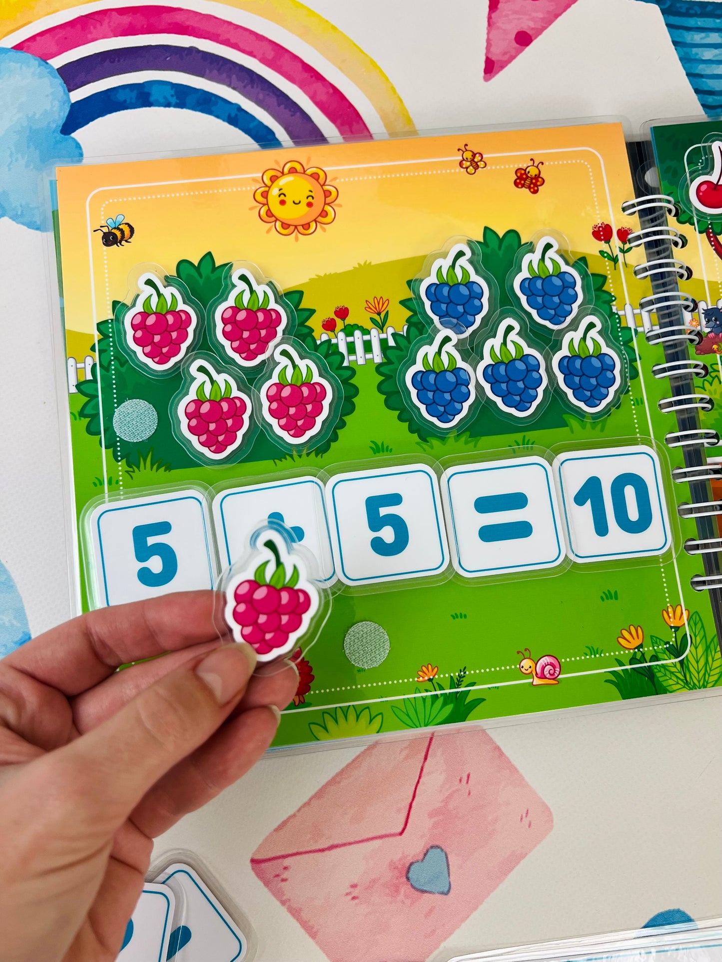 Märchenschlümpfe – Interaktives Buch mit Klett-Stickern