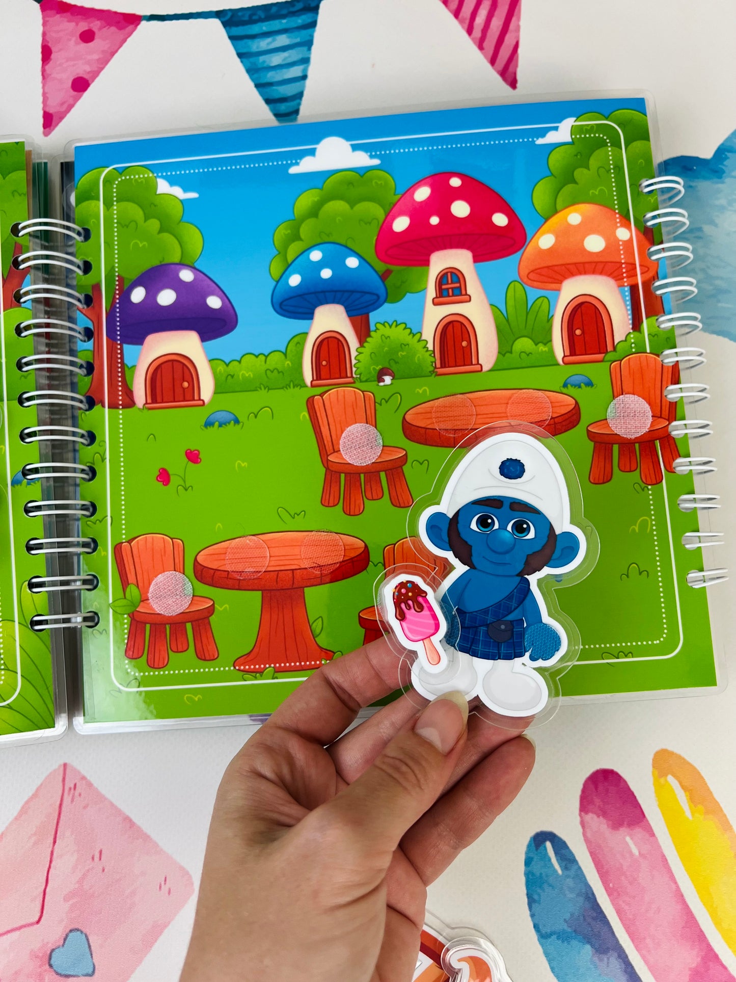 Märchenschlümpfe – Interaktives Buch mit Klett-Stickern