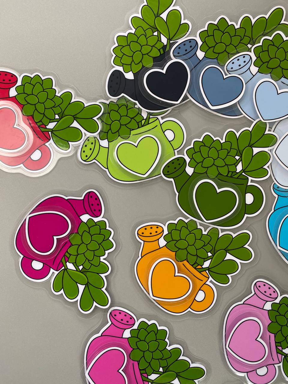 Lernspiel „Bunte Gießkannen“ – Farben erkennen & sortieren