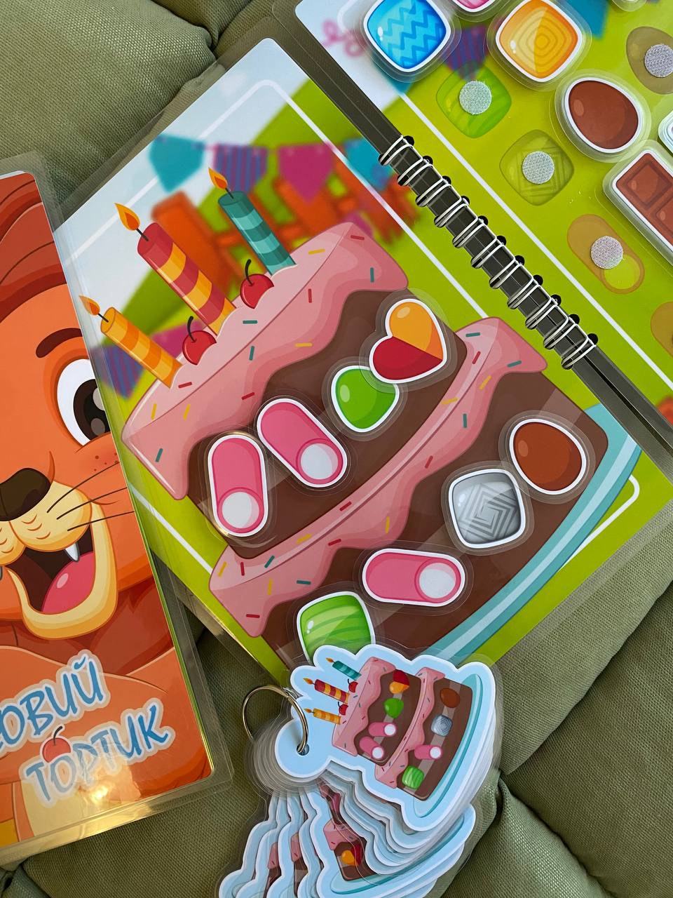 Mein Geburtstagskuchen - Interaktives Buch mit Klett-Stickern